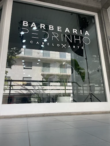 Fachada da Barbearia Pedrinho Cabelo e Arte em Oriente, Lisboa